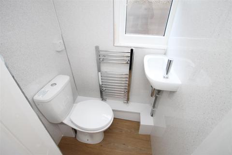 28 Glentower Grove, Seaton Carew, Hartlepool, TS25 1DR