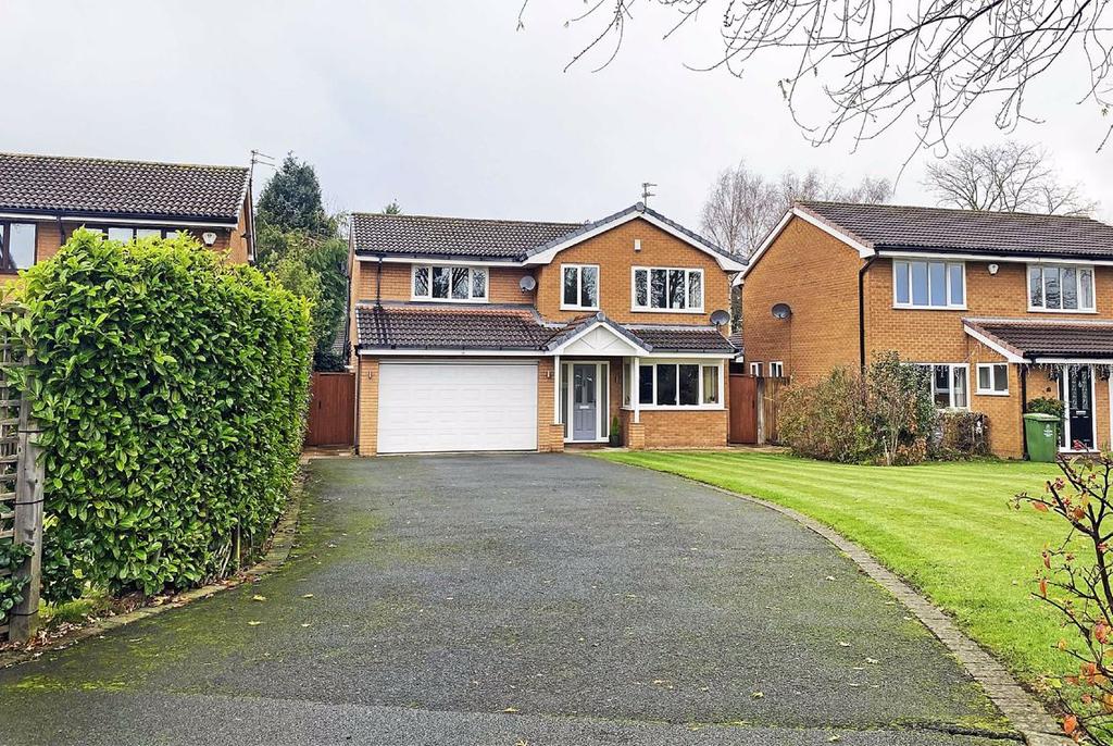 Buckingham Way, Timperley, Cheshire 5 bed detached house £725,000