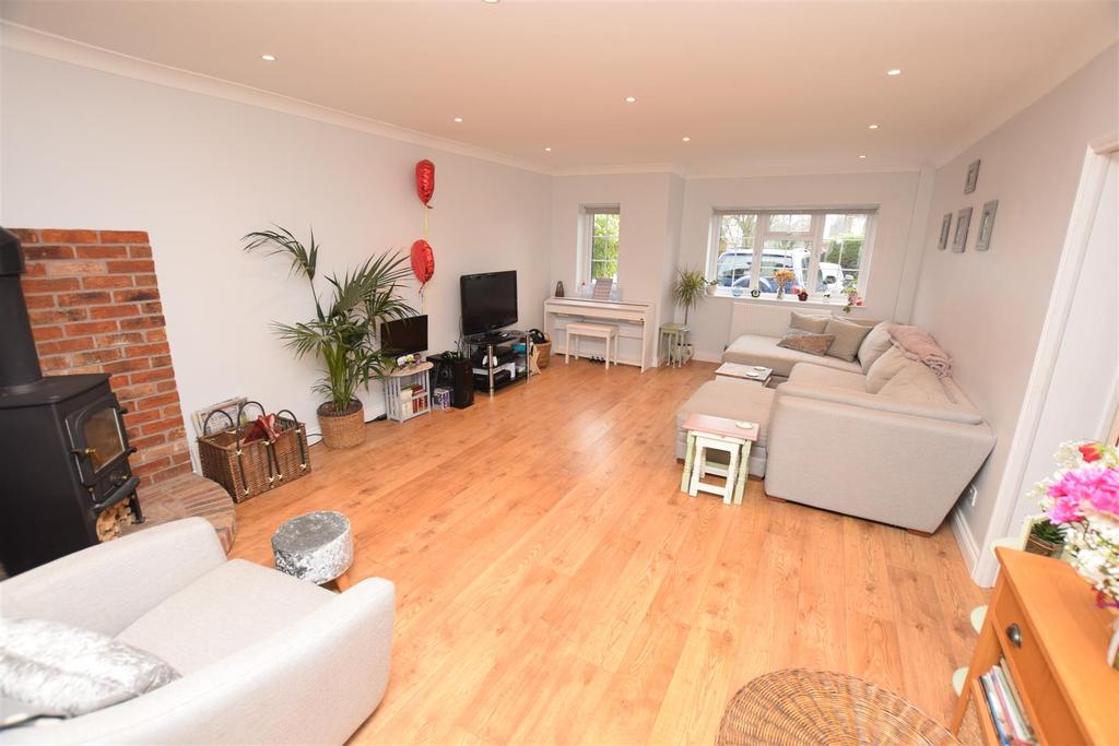 Maldon Road, Goldhanger 4 bed semidetached house £450,000