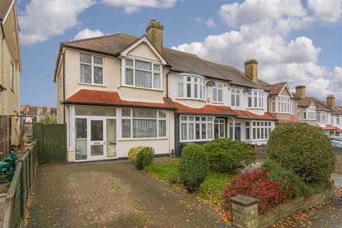 164 Bridgewood Road, Worcester Park, KT4 8XT