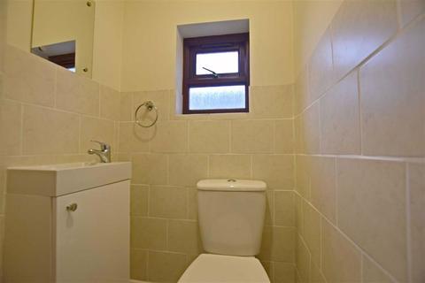 72 Henry Road, Gloucester, GL1 3DY