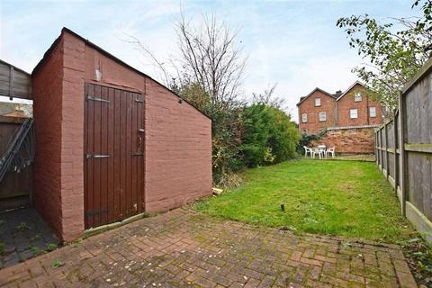 72 Henry Road, Gloucester, GL1 3DY