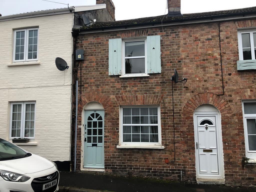 Westgate Street, Taunton 2 bed terraced house £160,000