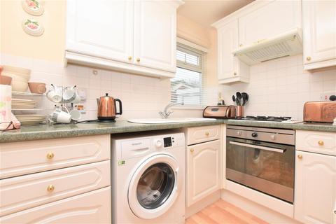 44 Fern Close, Eastbourne, BN23 8AQ