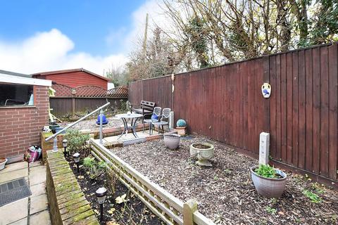 44 Fern Close, Eastbourne, BN23 8AQ