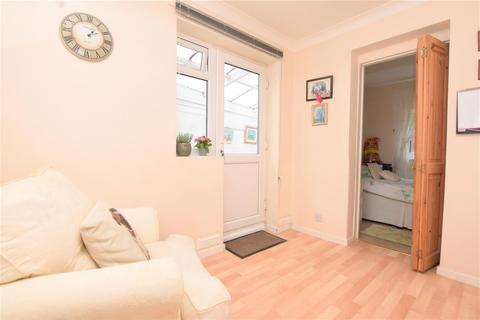 44 Fern Close, Eastbourne, BN23 8AQ