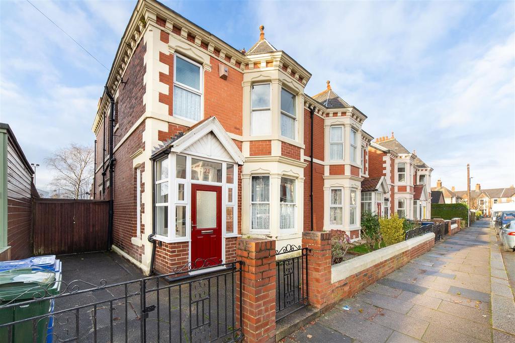 Sefton Avenue, Heaton, Newcastle Upon... 4 bed semidetached house £