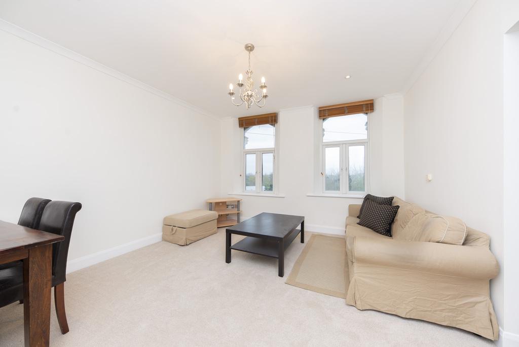 Alexandra Road, SW19 2 bed flat £1,500 pcm (£346 pw)
