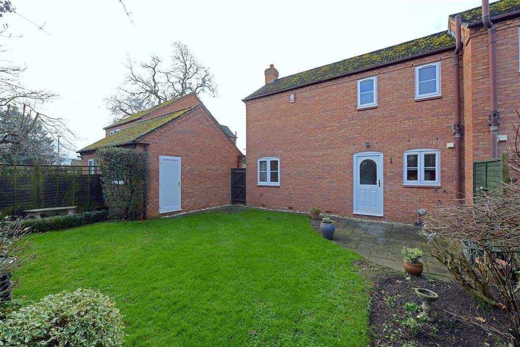 St Eatas Lane, Atcham, Shrewsbury, Shropshire 3 bed semidetached house