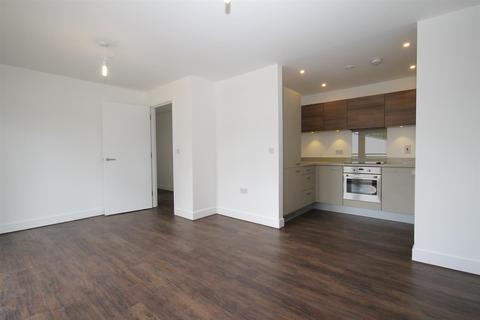 28 Baywillow Avenue, Carshalton, SM5 2AX