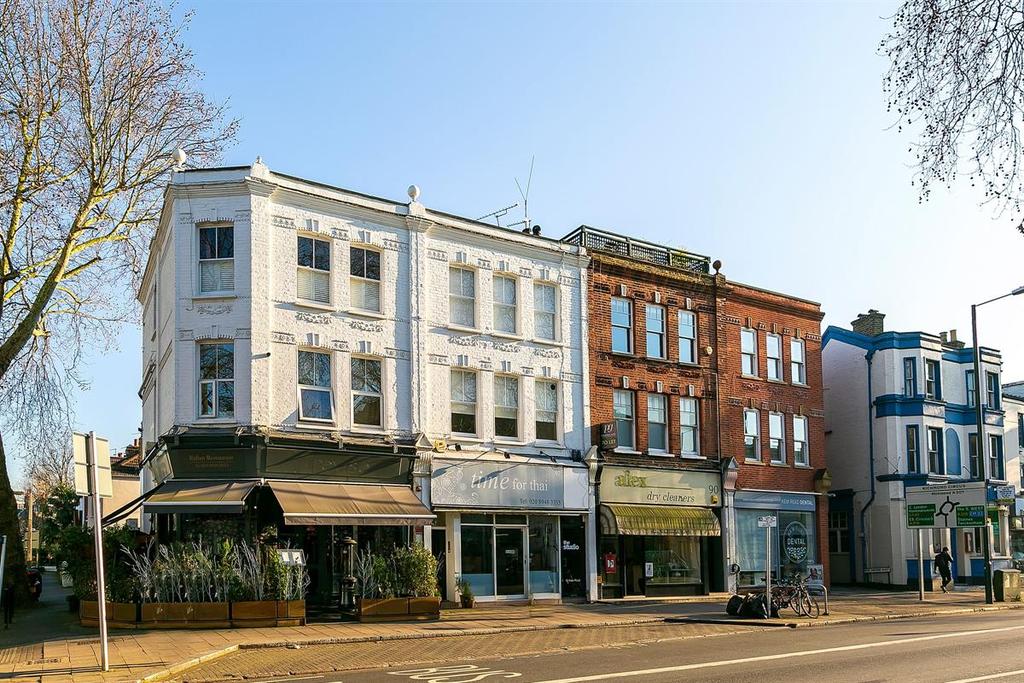 Kew Road, Richmond Studio £215,000