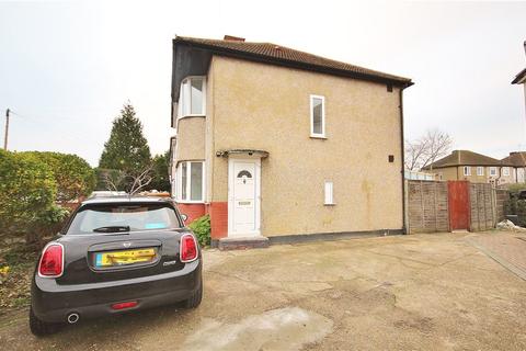 2 bedroom semi-detached house to rent - Northumberland Crescent, Feltham, TW14