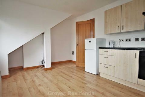1 bedroom flat to rent, Lime Grove, New Malden