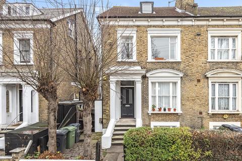 16b Drewstead Road, London, SW16 1AB