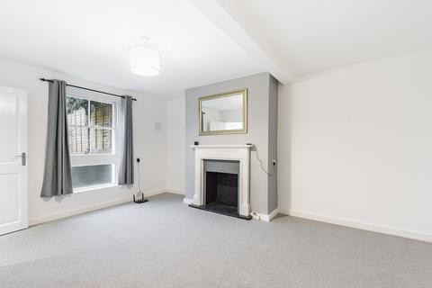 16b Drewstead Road, London, SW16 1AB
