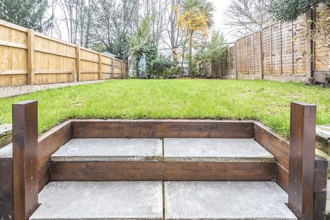 16b Drewstead Road, London, SW16 1AB