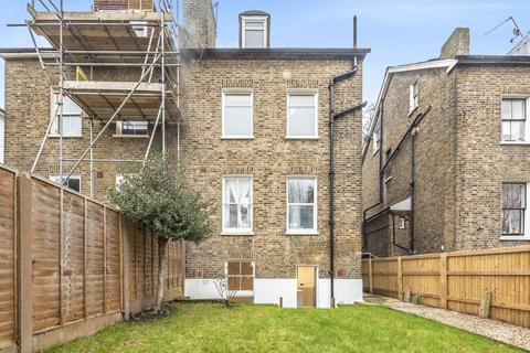 16b Drewstead Road, London, SW16 1AB