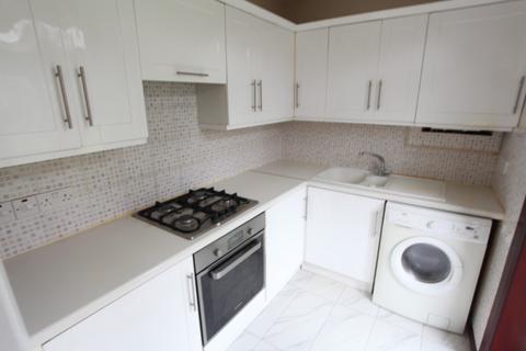 2 bedroom flat to rent, Broomside Terrace, Carrick Knowe, Edinburgh, EH12