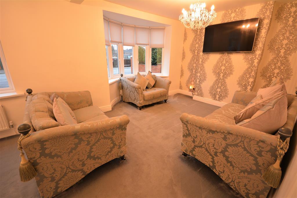 Brooklands, Auckland, DL14 6PW 3 bed semidetached house £160,000