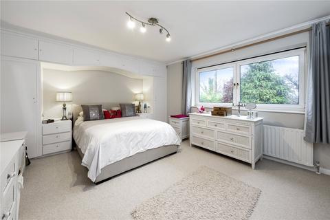 4 Corscombe Close, Kingston Upon Thames, KT2 7JS