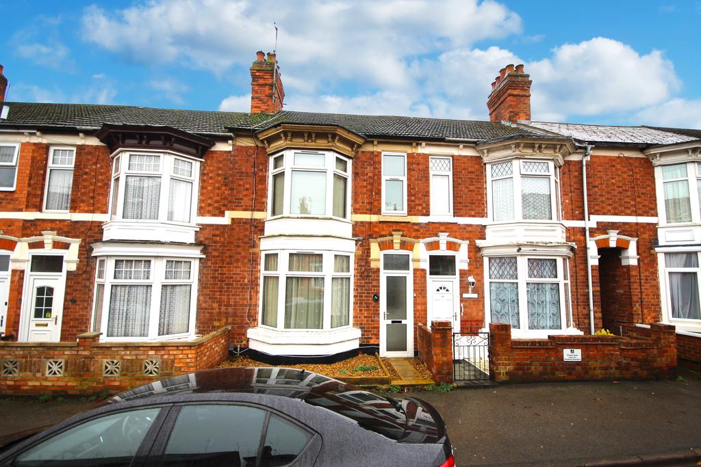 Morley Street, Kettering NN16 3 bed terraced house £190,000