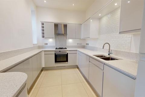 8 Mellor Close, Otley, LS21 2FB