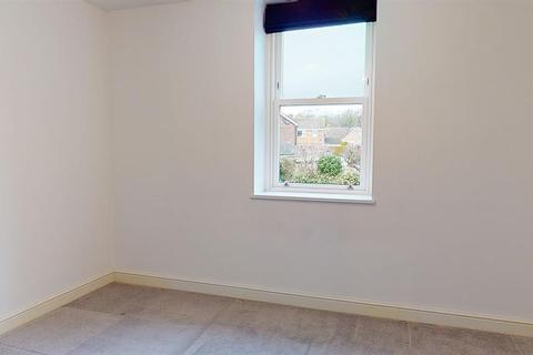 8 Mellor Close, Otley, LS21 2FB