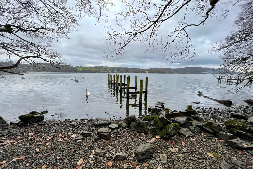 Lake Frontage