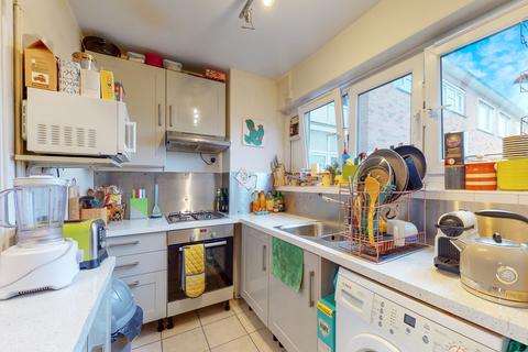 Flat 18, Gover Court Paradise Road, London, SW4 6QN