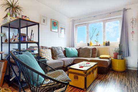 Flat 18, Gover Court Paradise Road, London, SW4 6QN