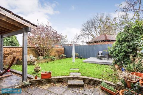 32 Millstream Gardens, Tonedale, Wellington, TA21 0AA