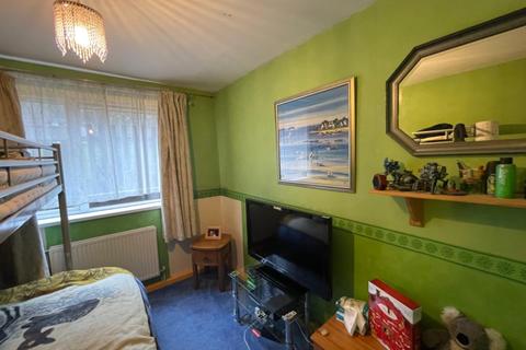 29 Netherley Drive, Marsden, Huddersfield, HD7 6HL
