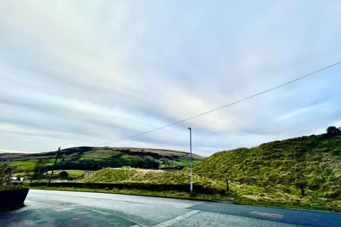 29 Netherley Drive, Marsden, Huddersfield, HD7 6HL