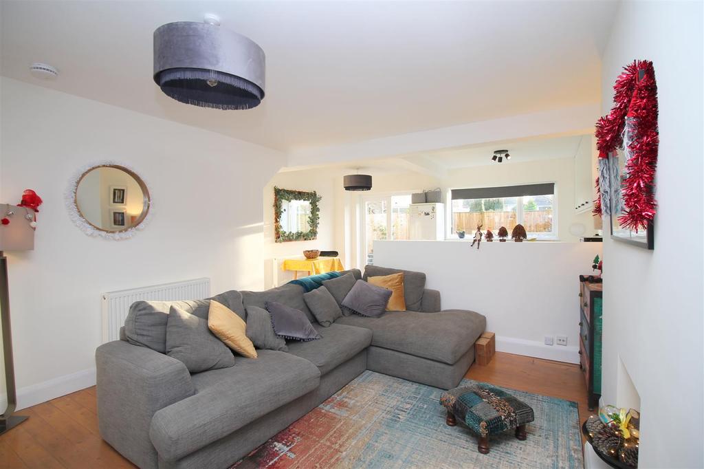 Greenacres, ShorehamBySea 5 bed semidetached house £475,000