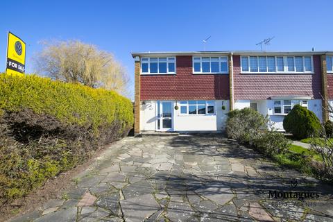 7 Emberson Way, North Weald, Epping, CM16 6DL