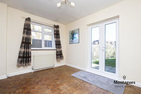 7 Emberson Way, North Weald, Epping, CM16 6DL