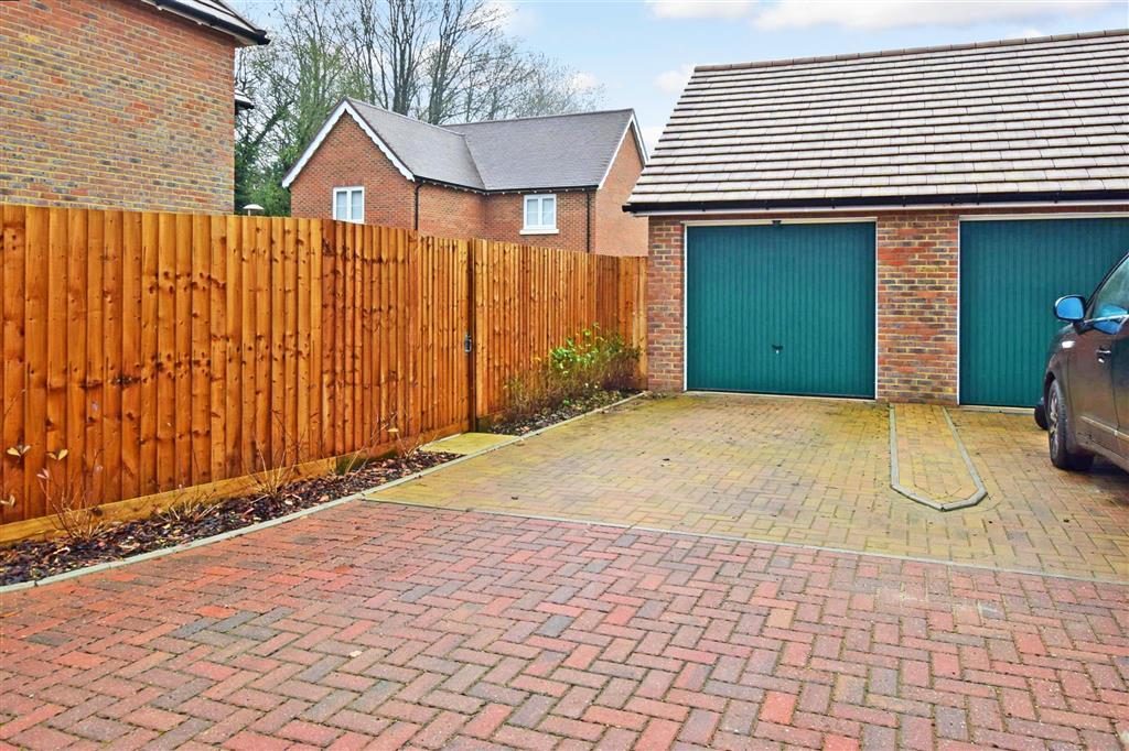Driveway/Parking