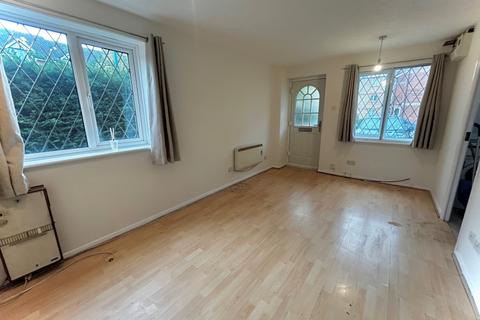 1 bedroom terraced house to rent, Primrose Close, Hackbridge