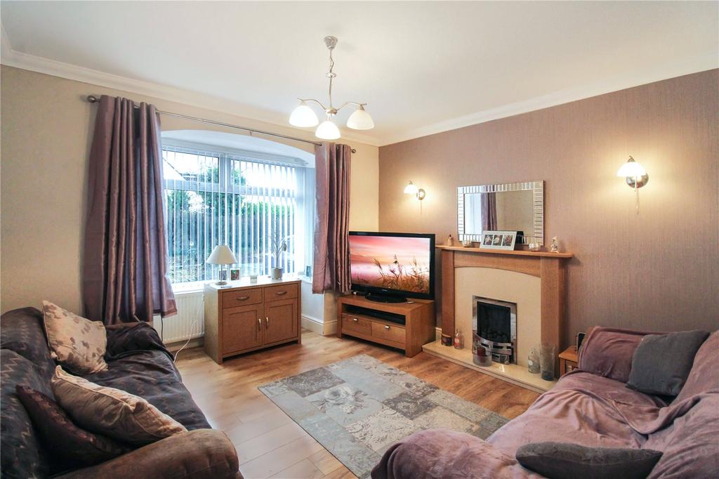 Green Lane, Maghull, Liverpool, L31 3 bed semidetached house £280,000