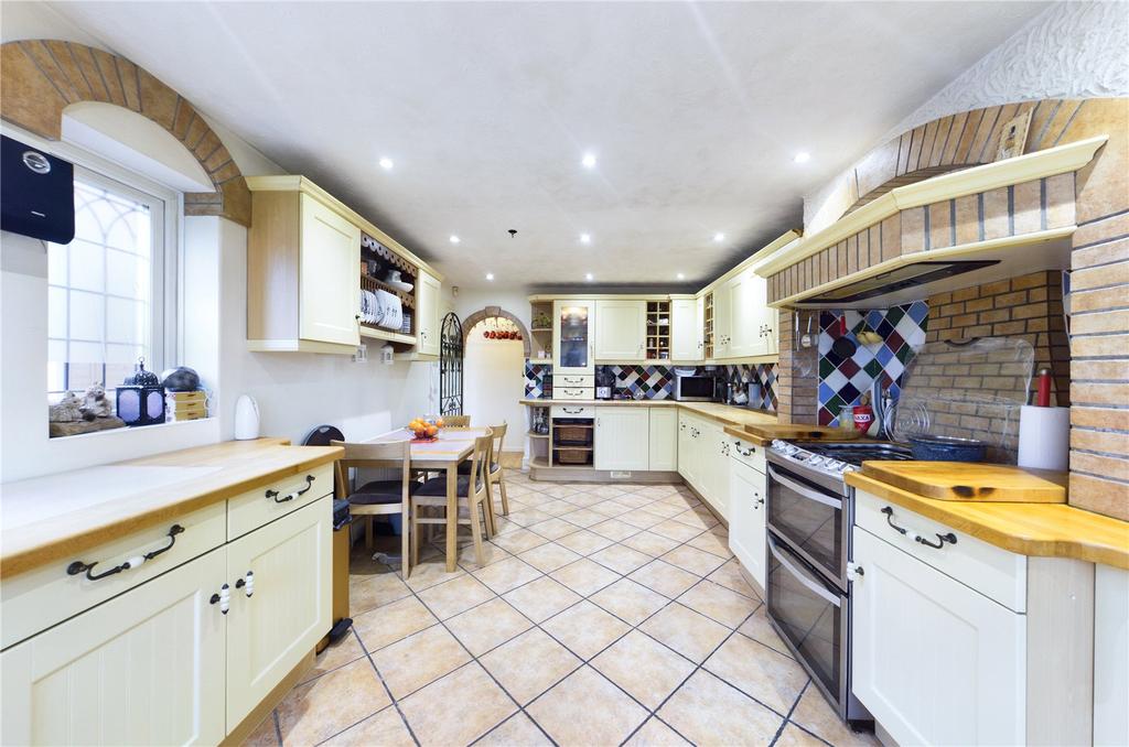 Kitchen/ Breakfast