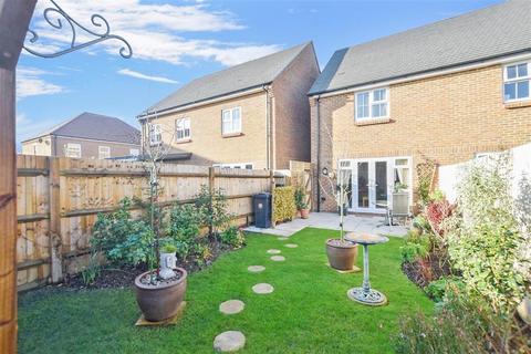 24 Brook Close, Nutbourne, Chichester, PO18 8FY