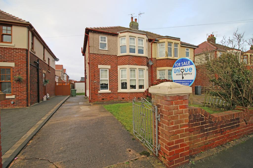 Waverley Avenue, Fleetwood, FY7 2 bed semidetached house £119,950