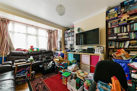6 Almorah Road, Hounslow, TW5 9AD