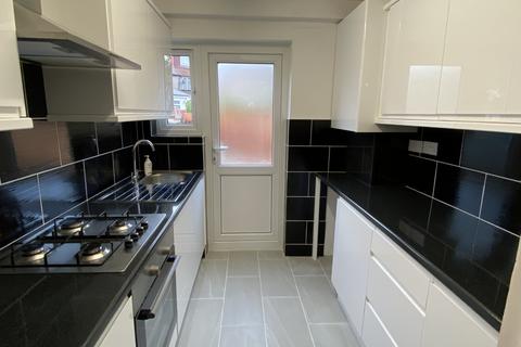36 Rayners Lane, Harrow, HA2 0UB
