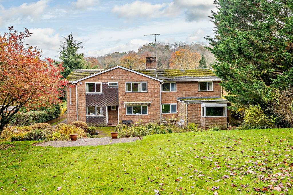 Box Lane, Hemel Hempstead 5 bed detached house £995,000