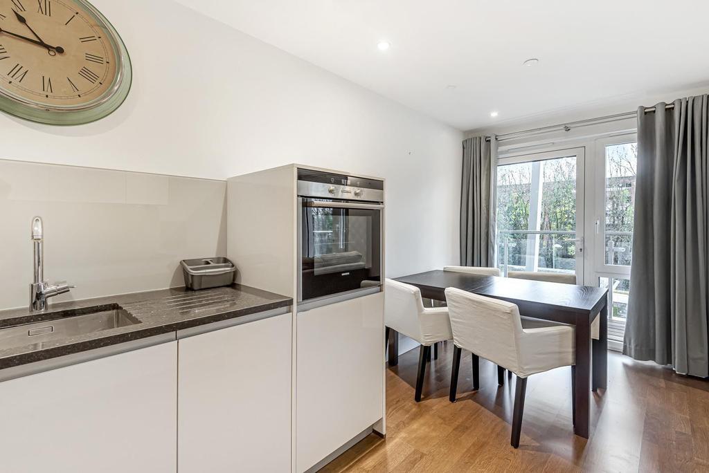 Kitchen/Dining
