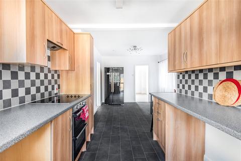 25 Brimley, Leonard Stanley, Stonehouse, GL10 3LZ