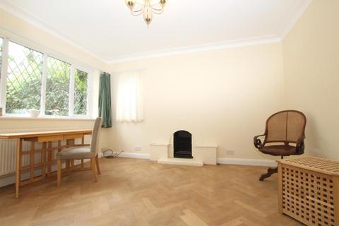 31 Barn Way, Wembley, HA9 9NS