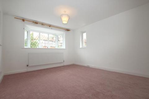 31 Barn Way, Wembley, HA9 9NS