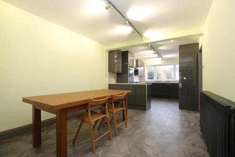 26 Coniston Gardens, Wembley, HA9 8SD